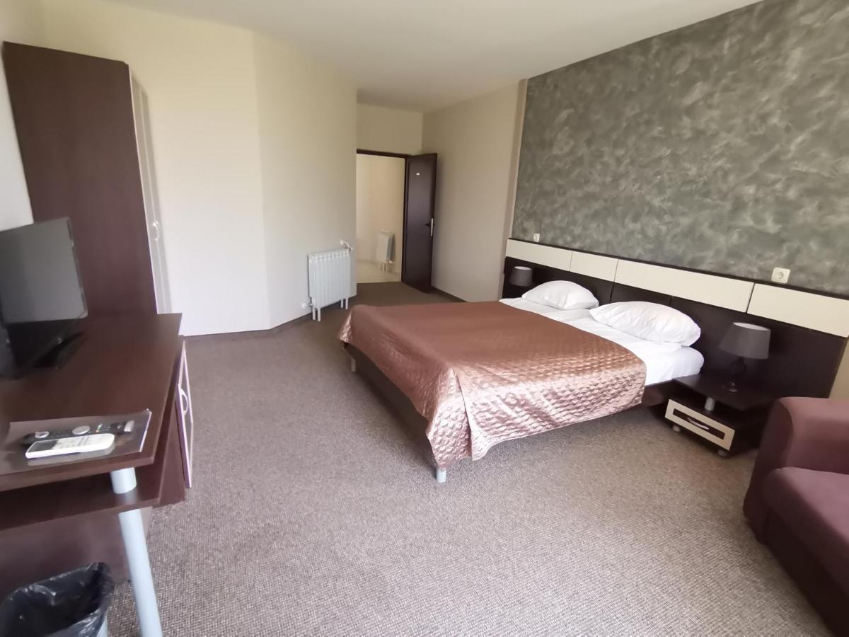 Park Hotel Arbanassi Kültér fotó